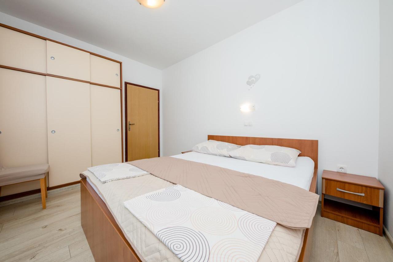 Zeljko Apartmani 로파르 외부 사진