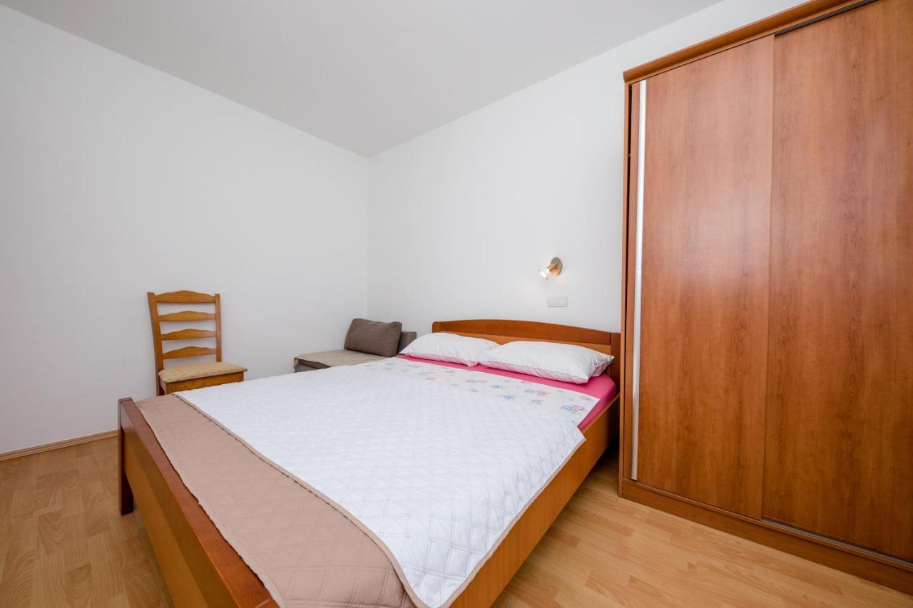 Zeljko Apartmani 로파르 외부 사진