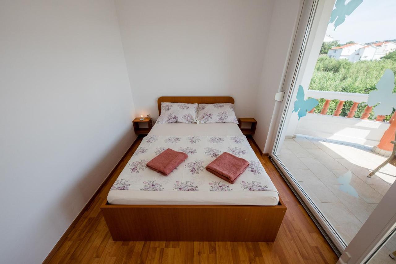 Zeljko Apartmani 로파르 외부 사진